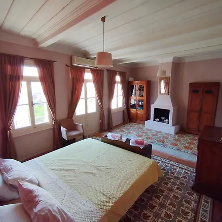 Phoenix Square * Lefkáda